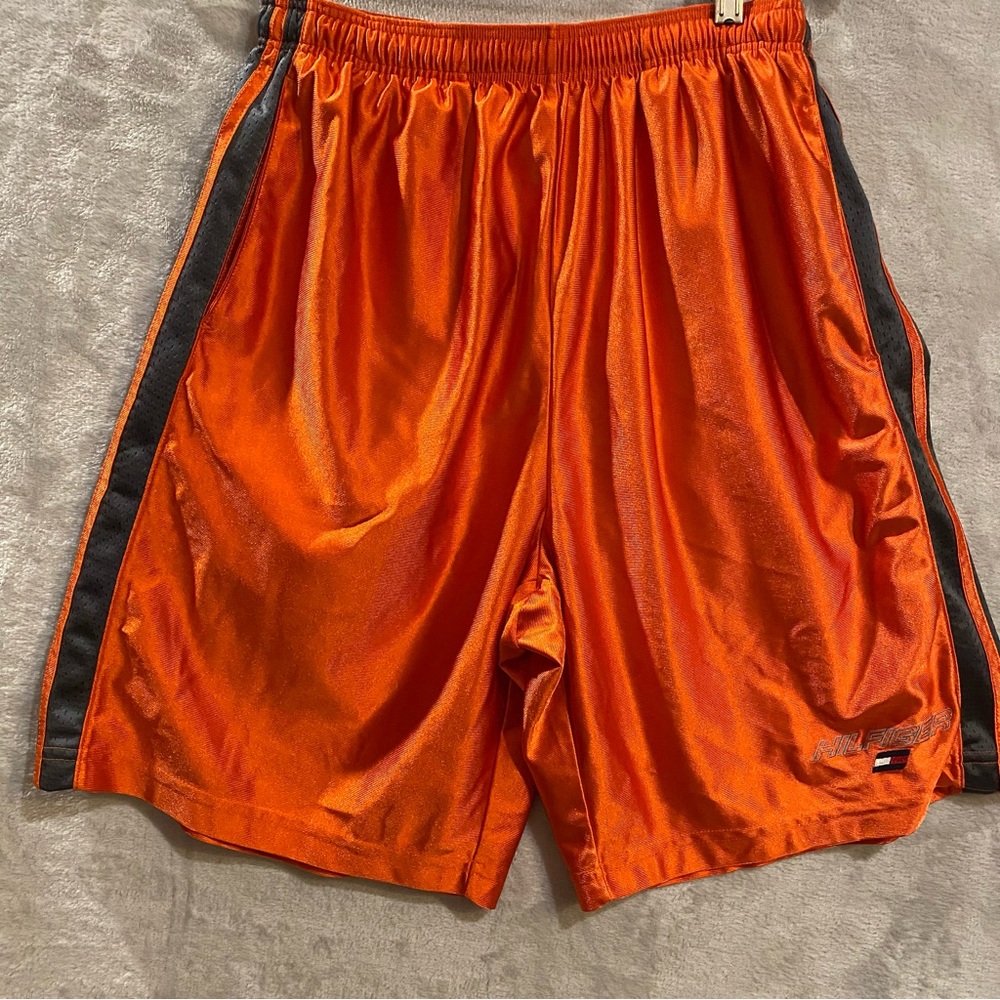 Hilfiger Athletics Shorts Men’s Medium Orange Spellout Tommy Stitched Basketball